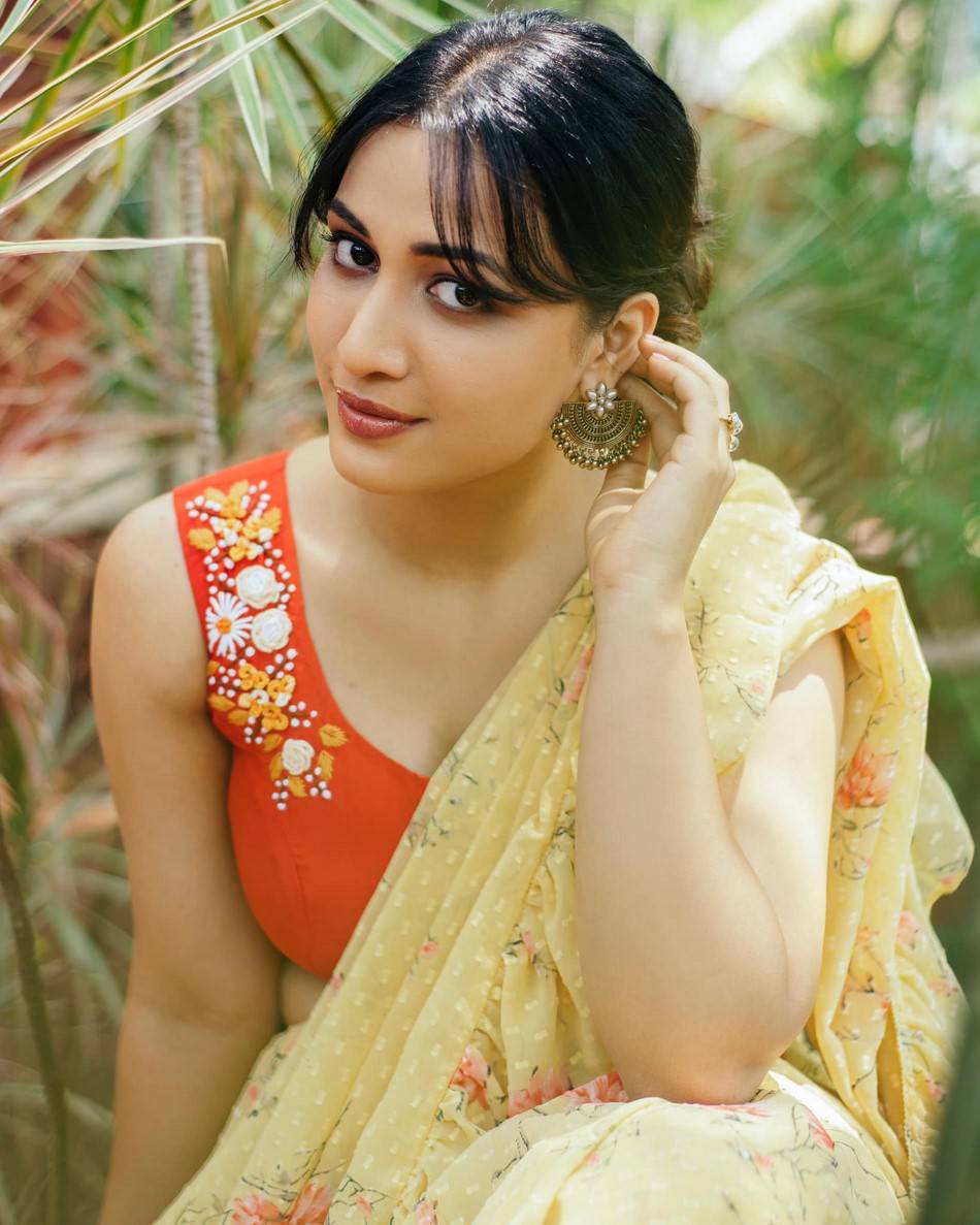 Aayushi Bhave Tilak Actress Images
