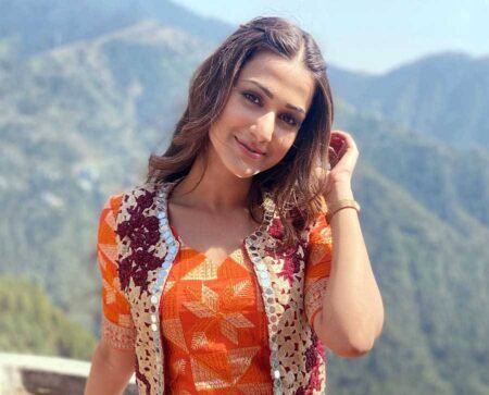 Amandeep Sidhu Age, Family, Husband, Serials, Biography Amandeep Sidhu Age, Family, Husband, Serials, Biography