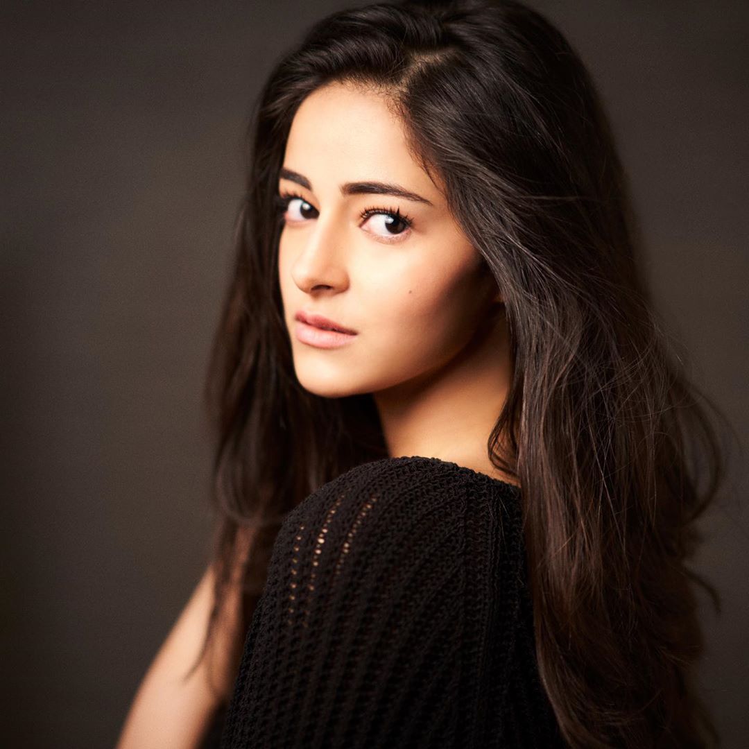 Ananya Panday Age, Height, Father, Sister, Movies, Biography - Breezemasti Ananya Panday Age, Height, Father, Sister, Movies, Biography - Breezemasti