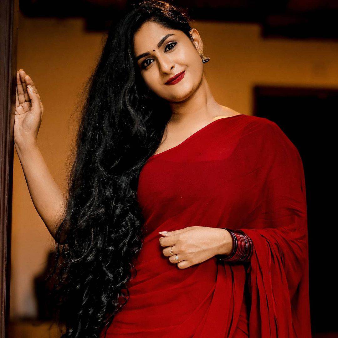 Anusha Aravindakshan Actress Photos