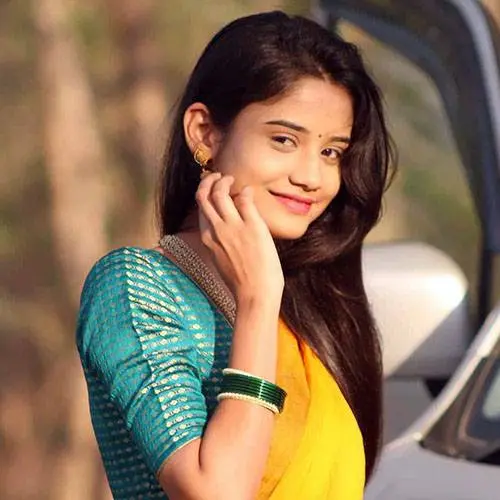 Dhaktya Sunbai Zee Marathi Serial Cast, Crew, Story 2 Chinmayee Morey