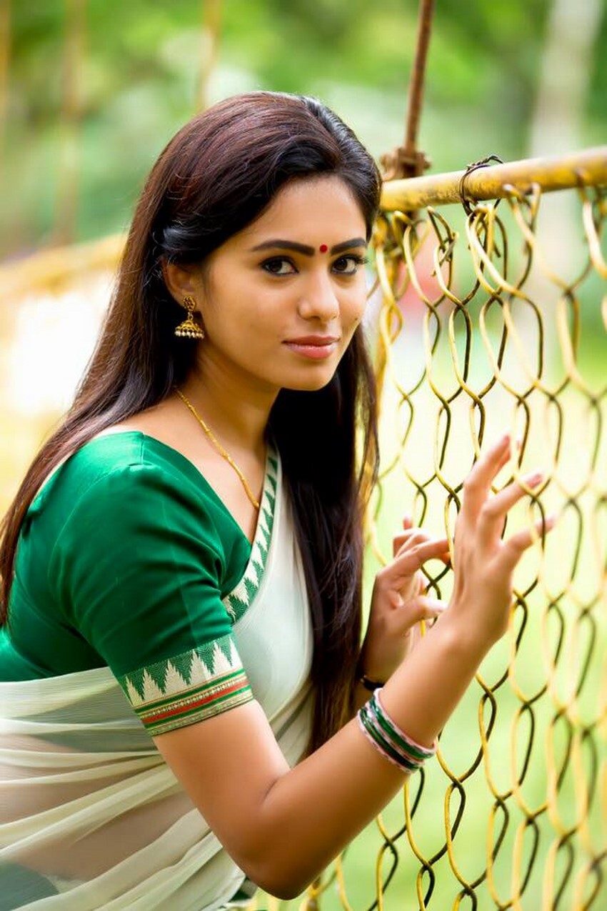 Deepa Sannidhi Actress Images