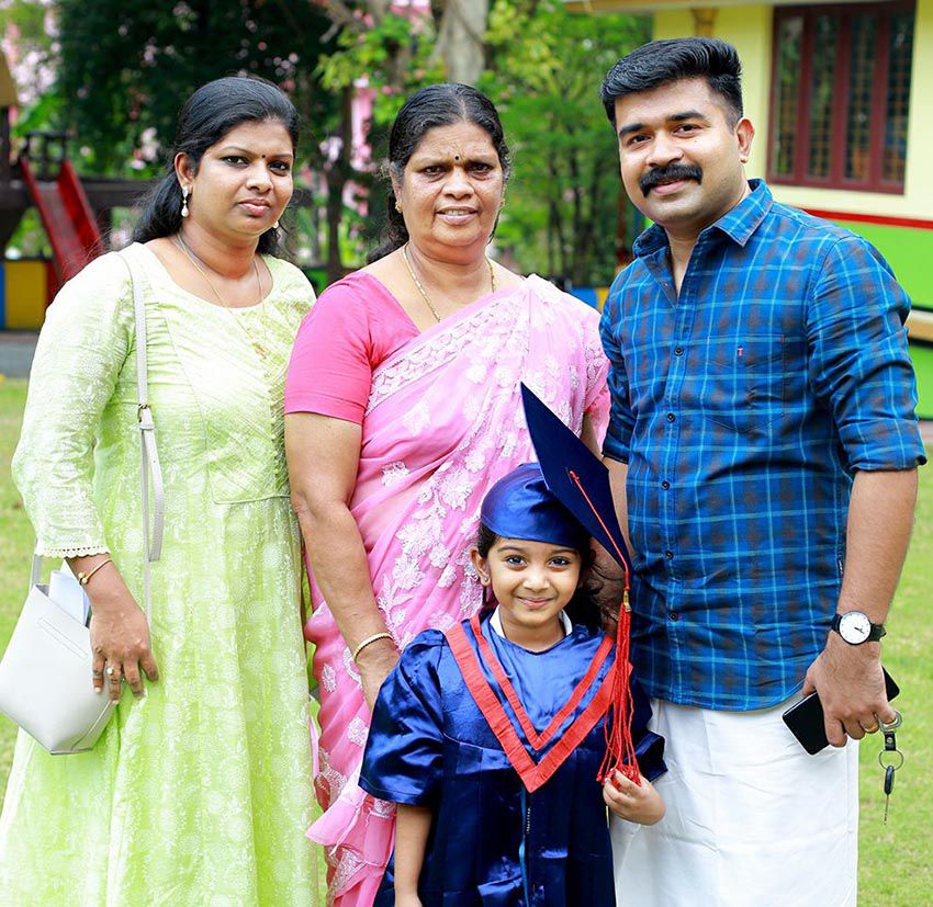 Deva Nandha With Parents