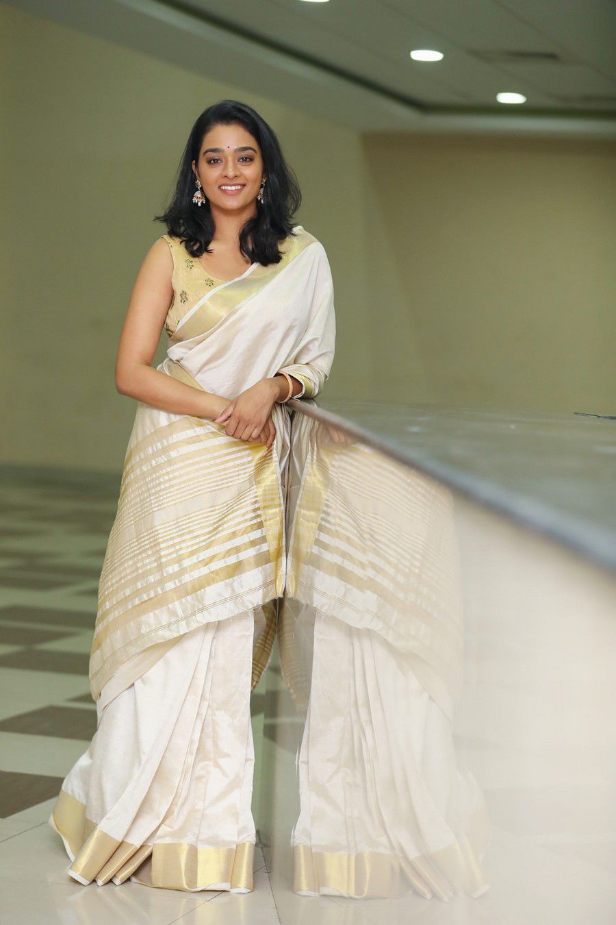 Gayathrie Shankar Tami Actress Photos