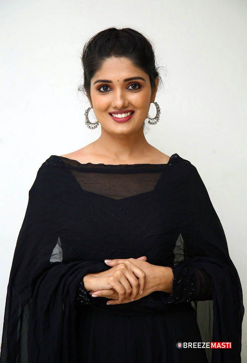 Geeth Saini Telugu New Stills