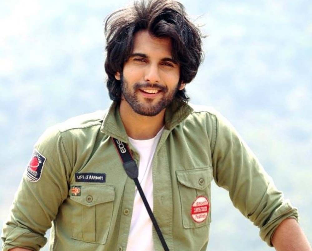 Ishaan Dhawan Age, Height, Family, Wife, Serial, Biography