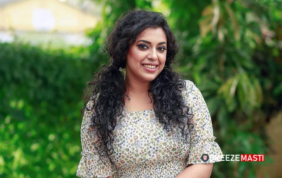 Jewel Mary Wiki, Age, Family, Husband, Movies, Biography