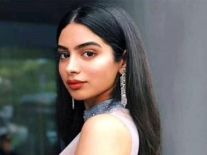 Khushi Kapoor Wiki, Age, Family, Boyfriend, Movies, Biography