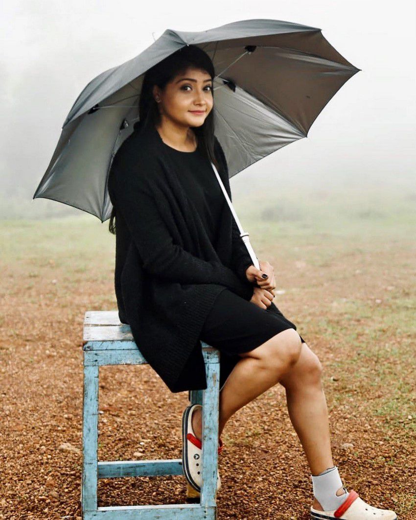 Kruttika Ravindra Kannada Actress Photos