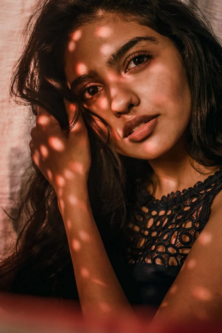 Mamitha Baiju Age, Family, Parents, Movies, Biography Breezemasti