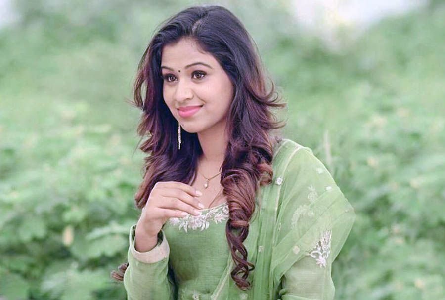 Manali Rathod Wiki, Age, Husband, Family, Movies, Biography