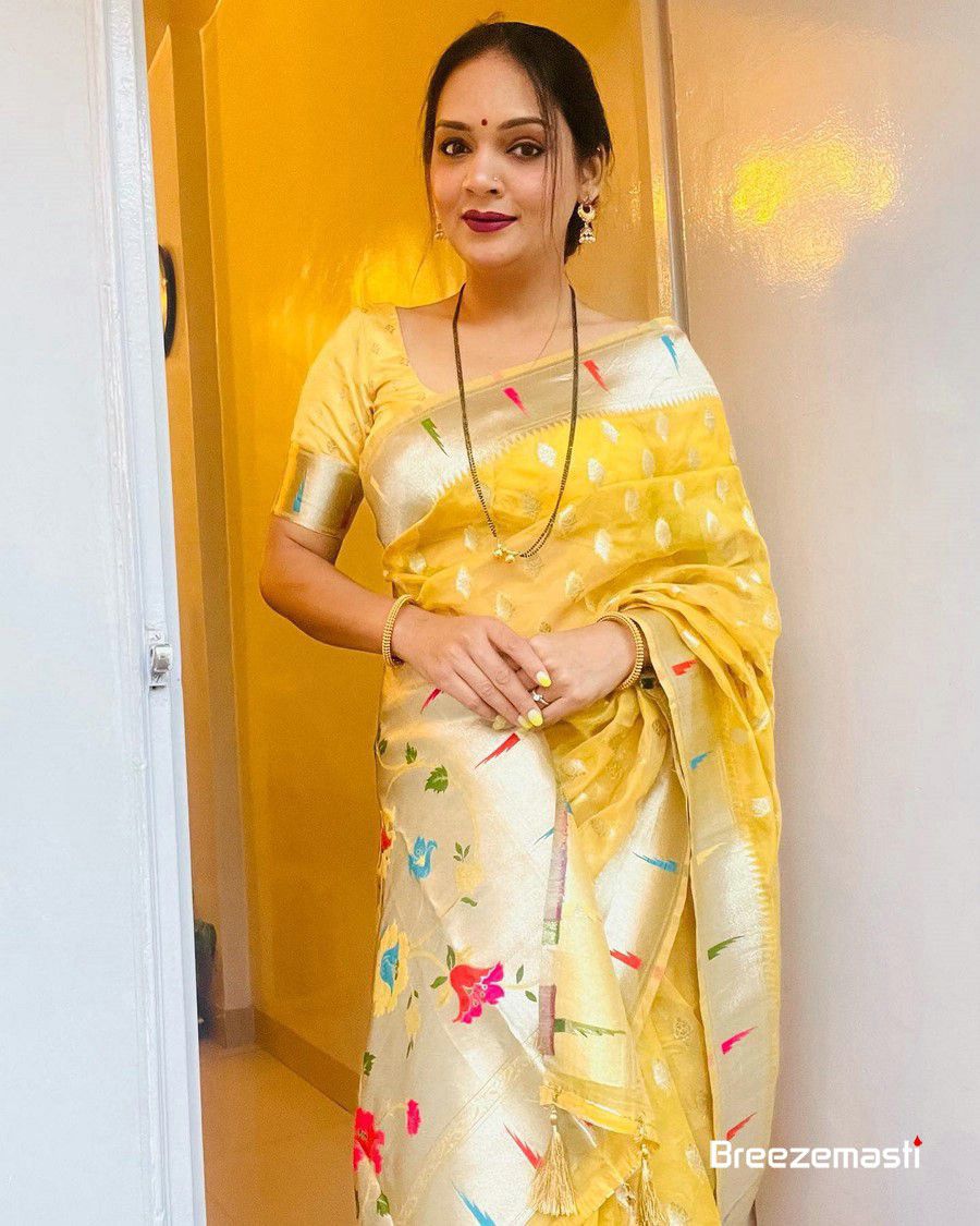 Meera Sarang Actress Photos