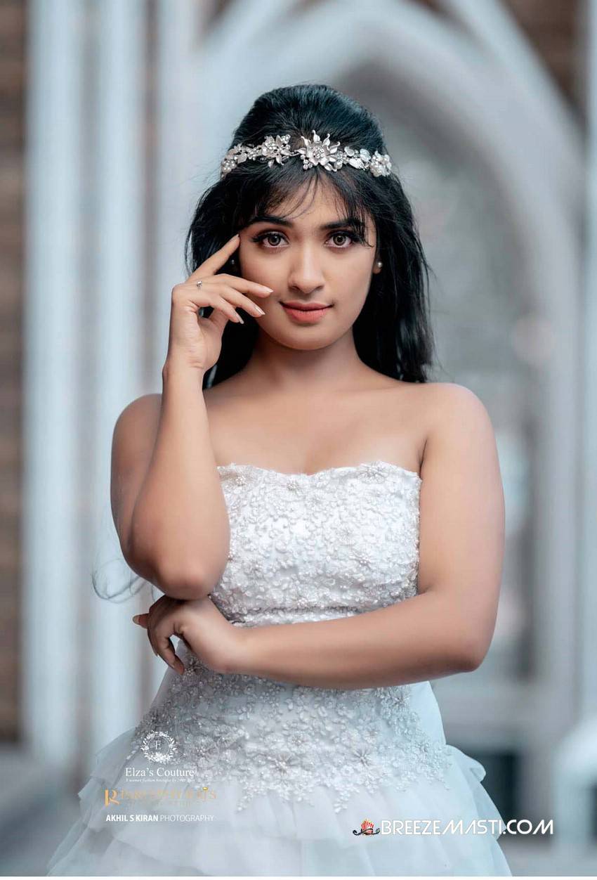 Mersheena Neenu Malayalam Actress Photos