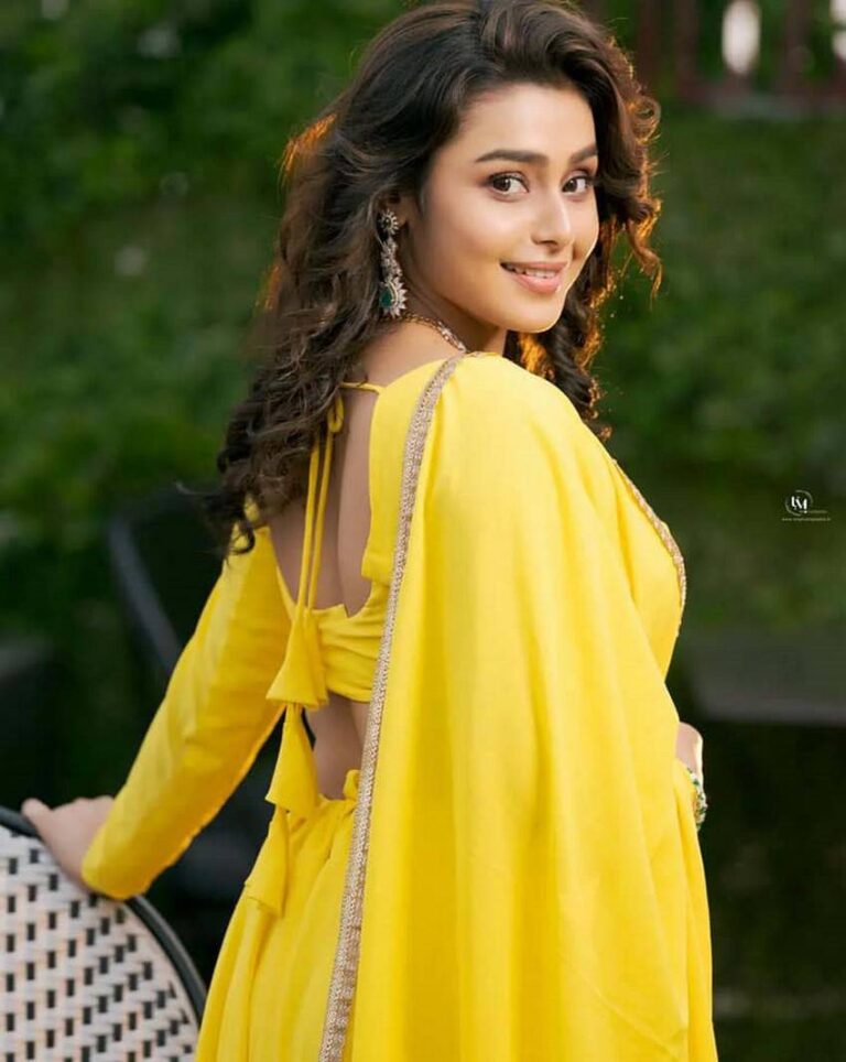 Mokksha Actress Age, Family, Husband, Movies, Biography - BREEZEMASTI