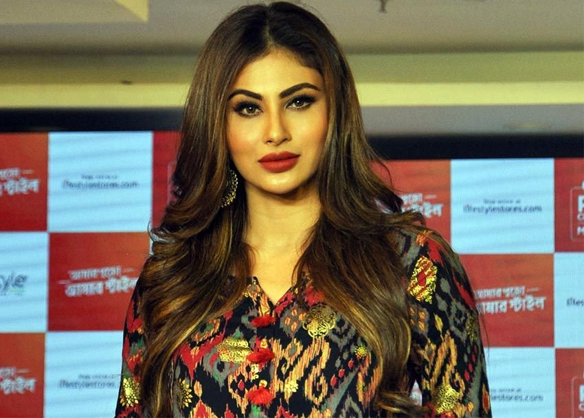 Mouni Roy (serial Actress) Wiki, Age, Family, Movies, Biography