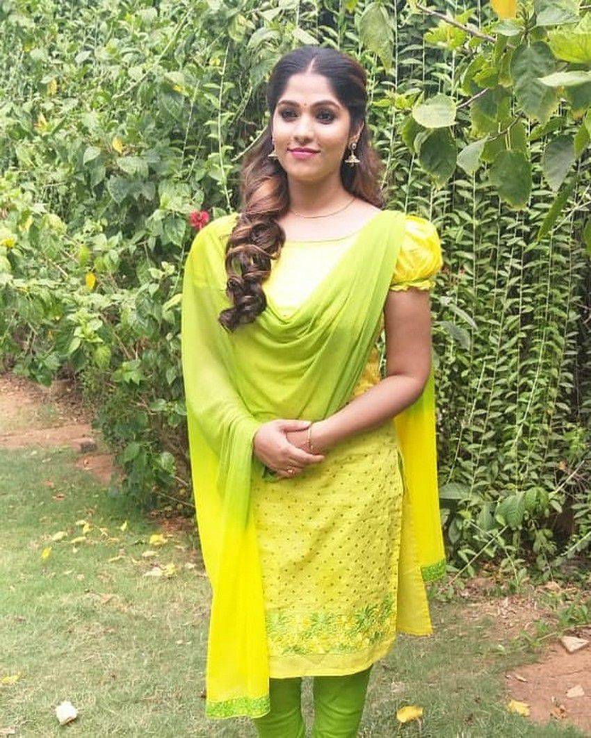 Muktha Malayalam Actress Photos