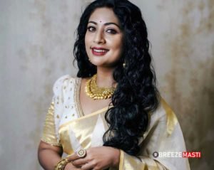 Navya Nair Age, Family, Wiki, Husband, Movies, Biography