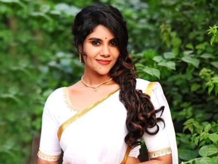 Nivisha Kingkon Age, Family, Husband, Serial, Movies, Biography