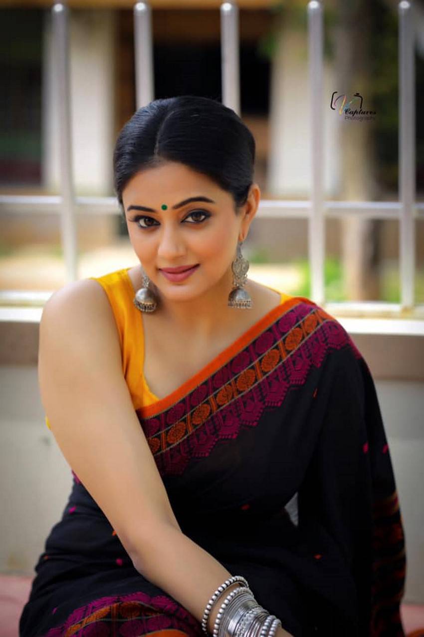 Priyamani Actress Images