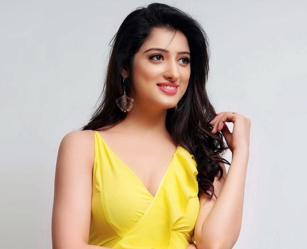 Richa Panai Actress Wiki, Age, Husband, Movies, Biography