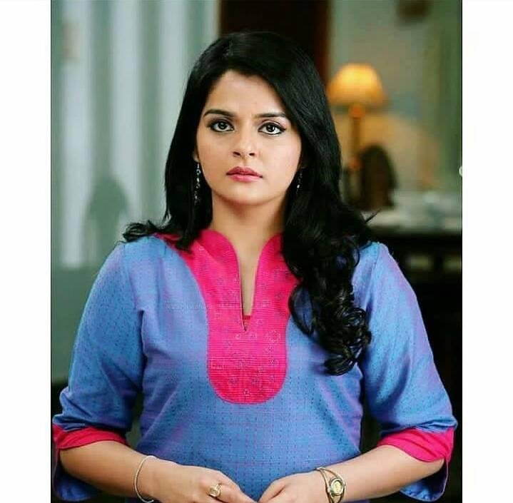 Roma Rani Roma Asrani Age, Family, Husband, Movies, Biography - BREEZEMASTI