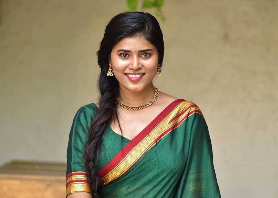 Saarya Laxman Age, Family, Husband, Movies, Biography, Wiki