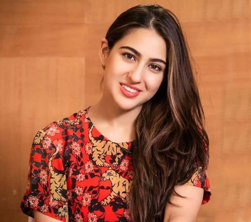 Sara Ali Khan Age, Insta, Biography, Boyfriend, Diet, Height, Movies & More