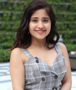 Shweta Tripathi Age, Wiki, Family, Height, Husband, Movies