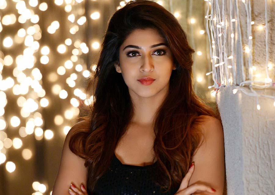 Sonarika Bhadoria Biography in Hindi