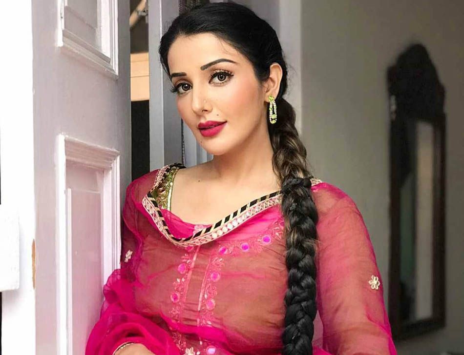 Sonia Mann Age, Family, Husband, Movies, Biography