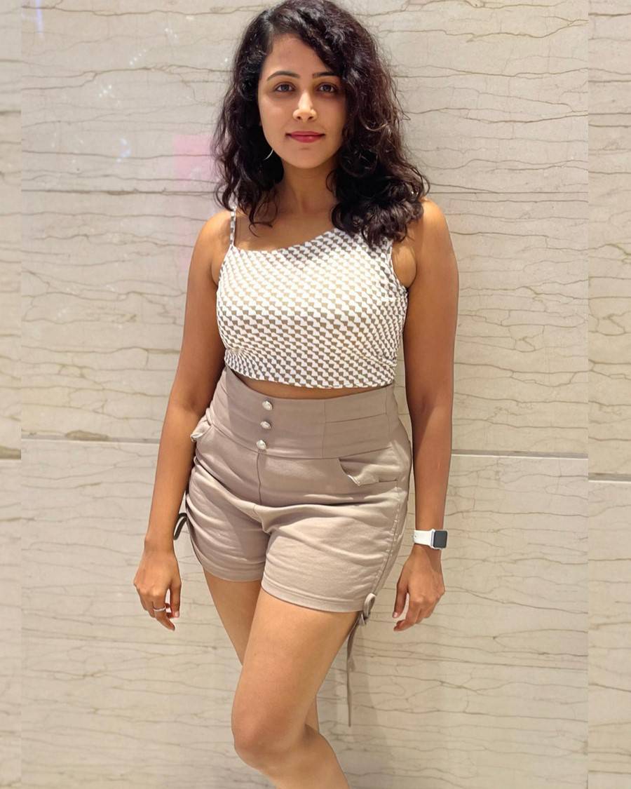 Subiksha Krishnan Actress Photoshoot