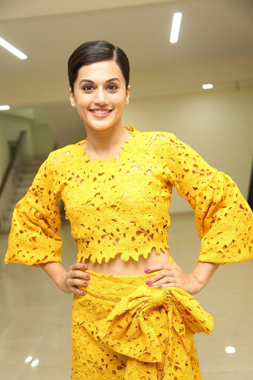 Taapsee Pannu Actress Latest Pictures 8