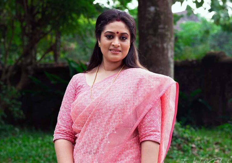 Nikitha Rajesh Age, Family, Husband, Serials, Biography - BREEZEMASTI