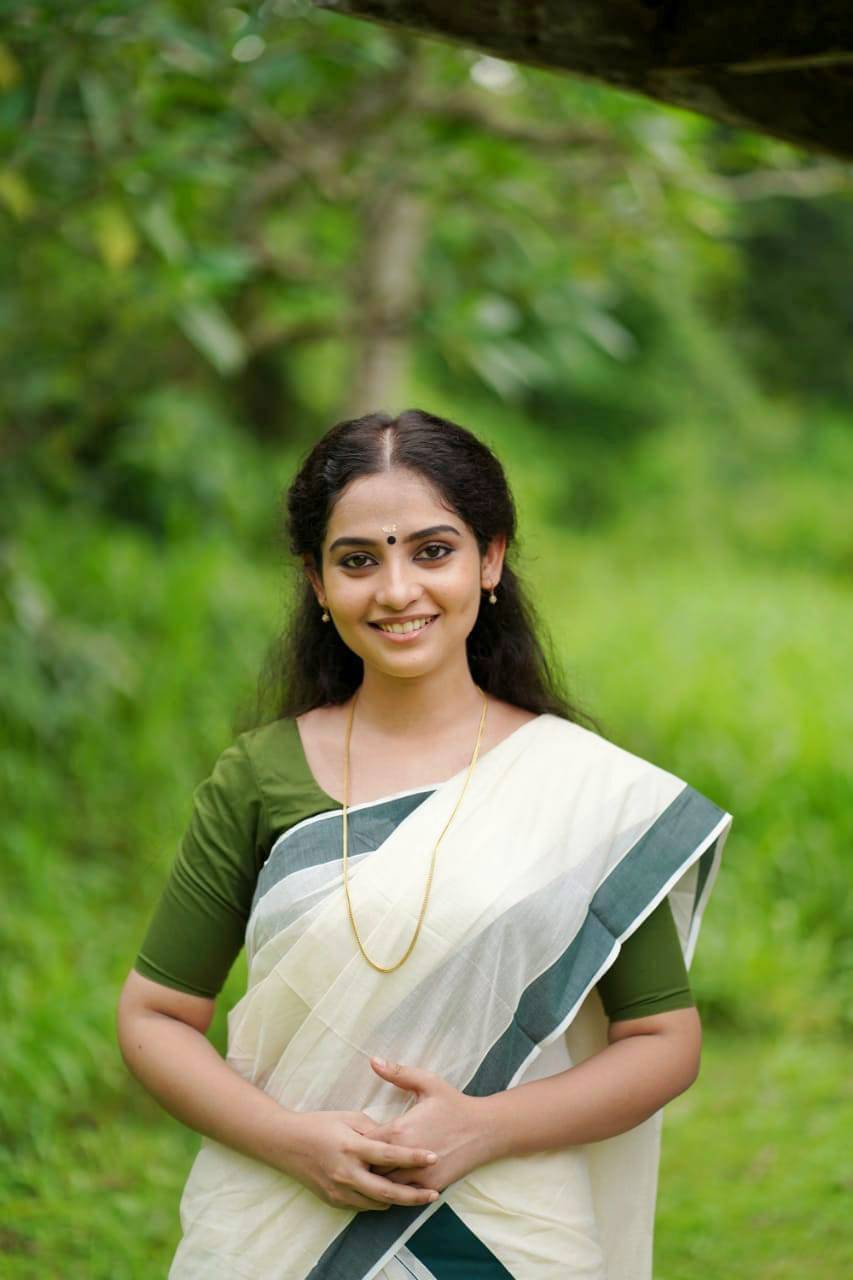 Yami Sona Malayalam Actress Photoshoot