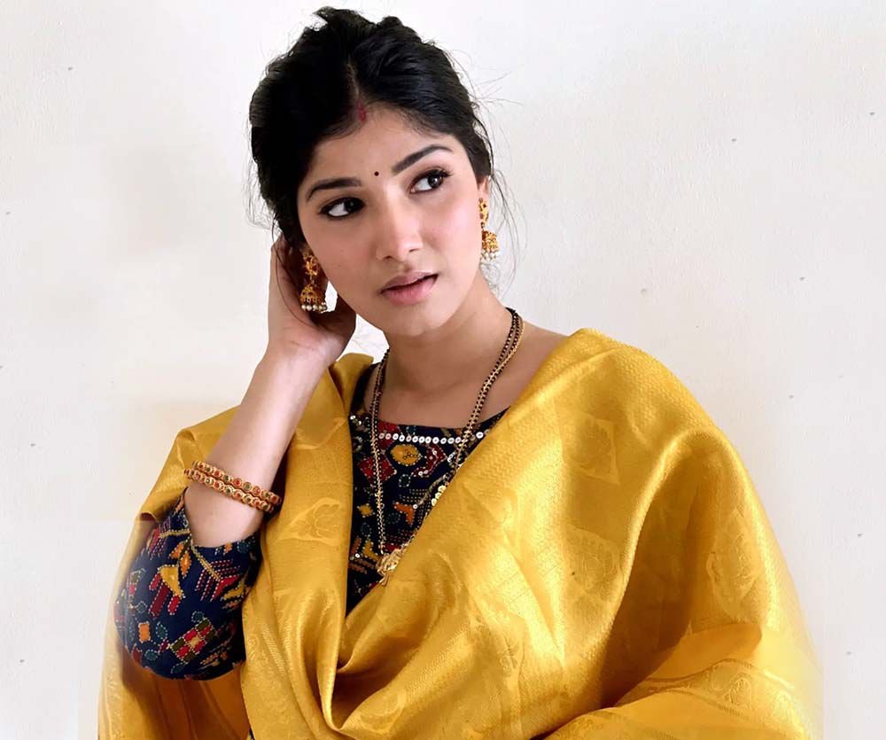 Yukta Pervi Age, Family, Husband, Movies, Biography, Wiki