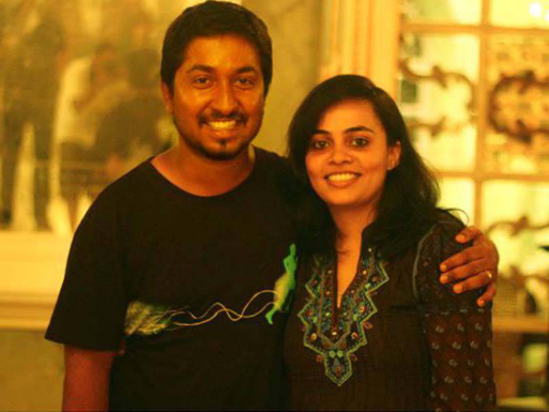 Vineeth Sreenivasan With Wife Divya Narayanan